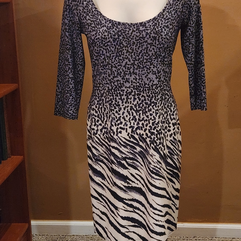 Elegant Black and White Patterned Midi Dress